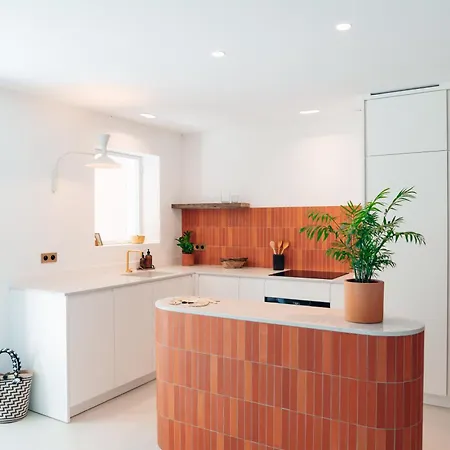 Enjoy 滨海卡瓦莱尔